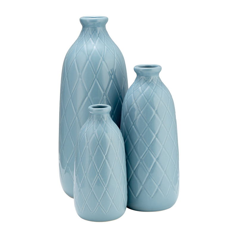 CER, 16 PLAID TEXTURED VASE, CAMEO BLUE