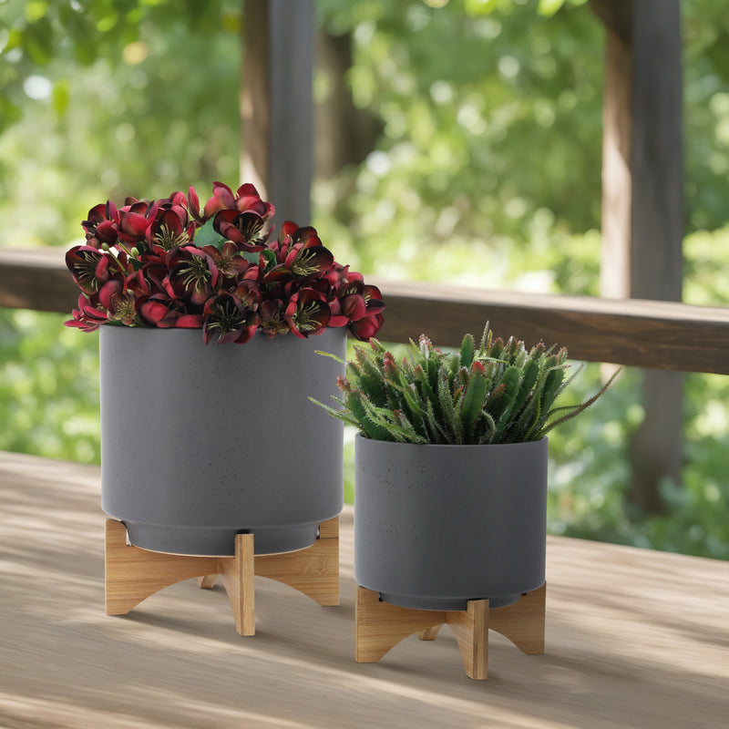 S/2 8/10 PLANTER W/ WOOD STAND, MATTE GRAY