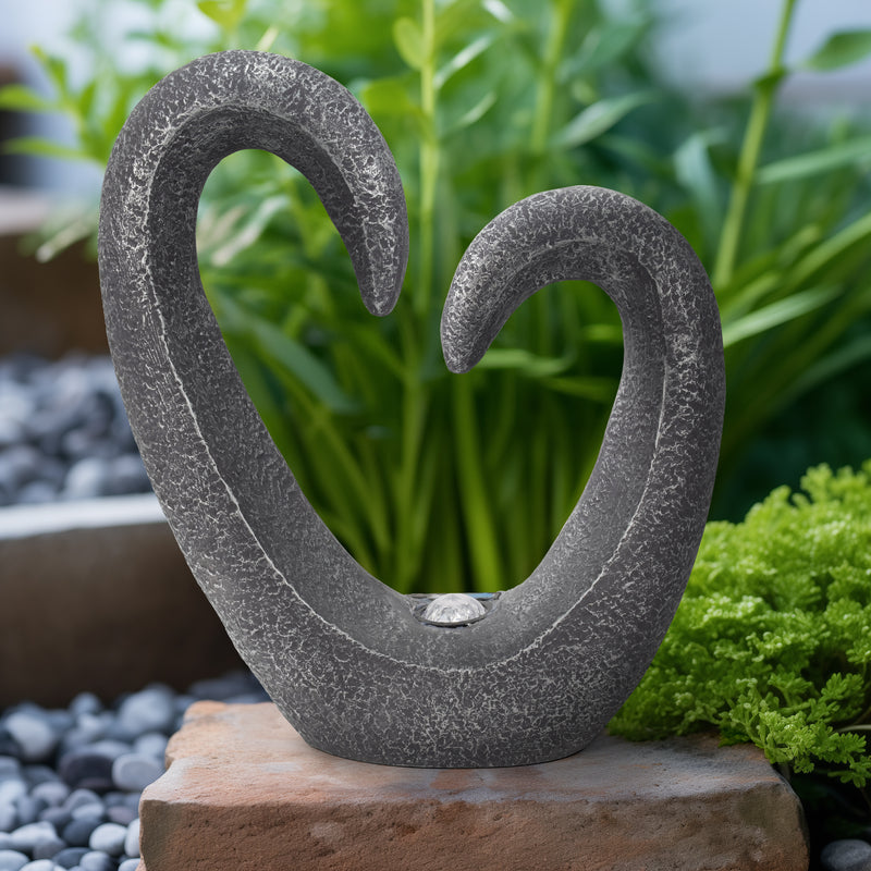 19 Heart Statue With Solar, Dark Grey