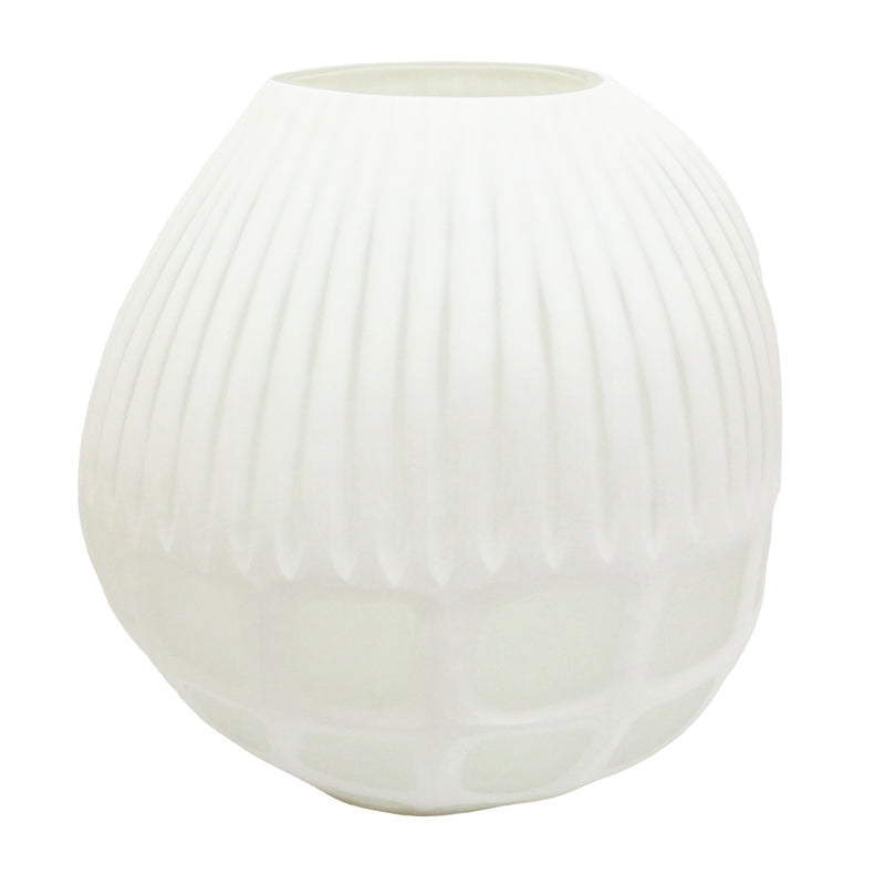 11 Arles Small White Glass Vase