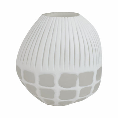 11 Arles Small White Glass Vase