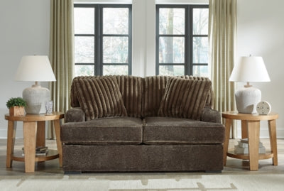 Aylesworth Loveseat (175.26cm)