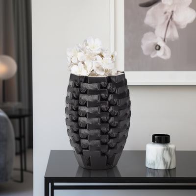 11 Ellesmere 3d Printed Vase, Black