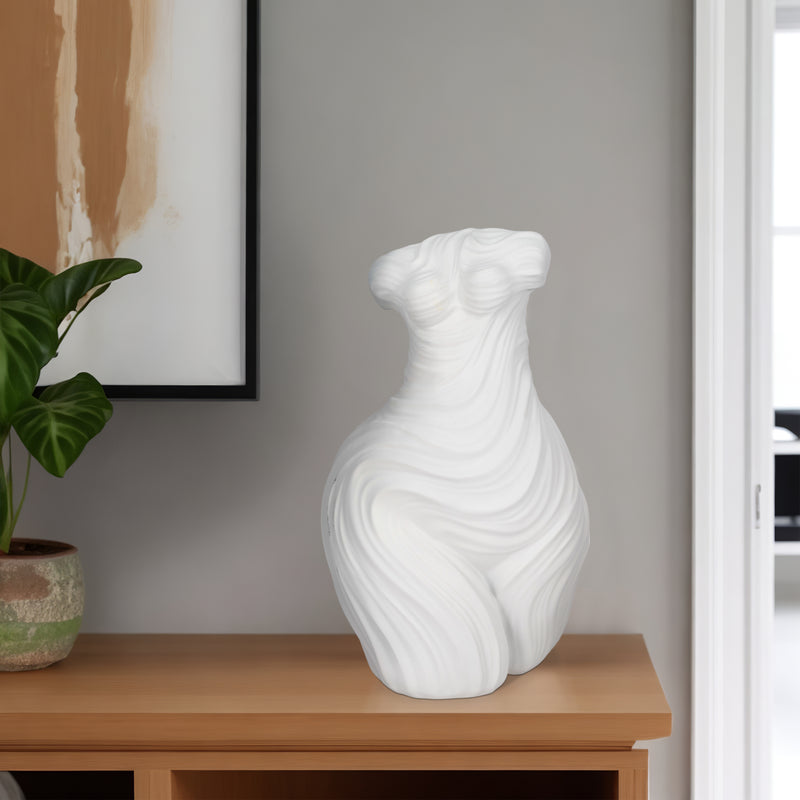 16 Curvy Ribbed Sculpture, White