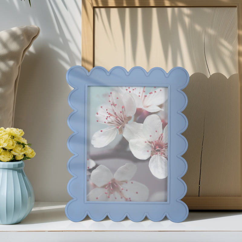 5x7 Scallop Edge Photo Frame, Blue