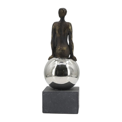 15 Augustonia Statuary With Steel Sphere