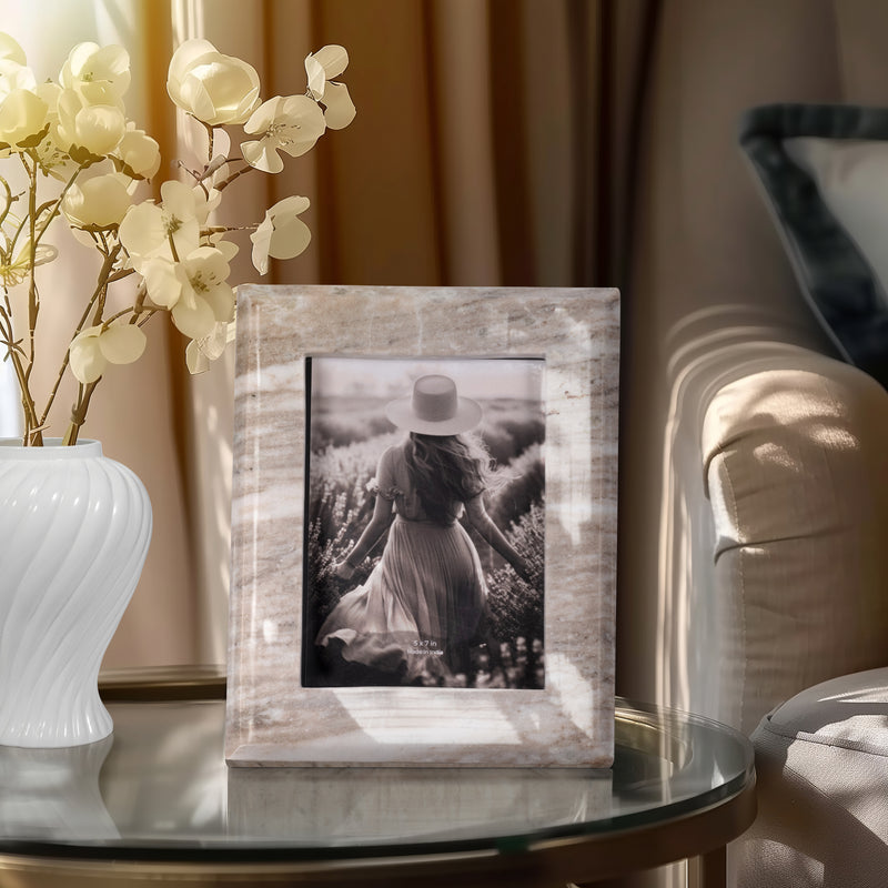 5x7 Curved Marble Photo Frame, Mocha