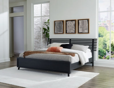 Danziar- King Slat Panel Bed