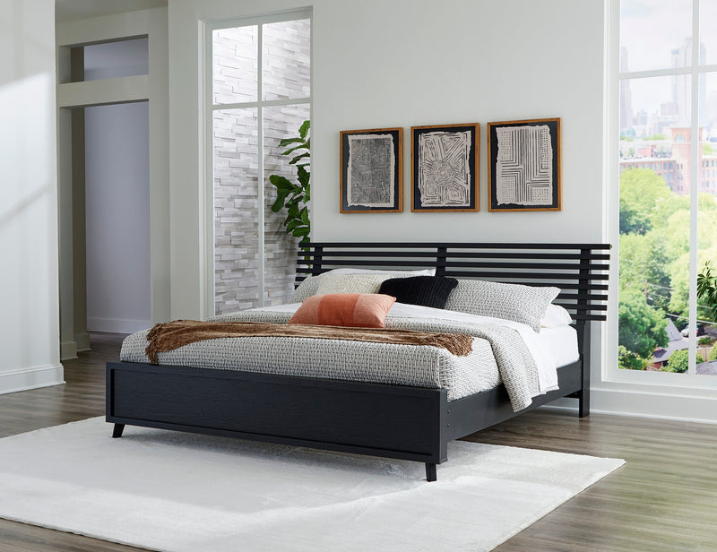 Danziar King Panel Bed