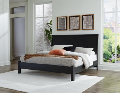 Danziar- King Panel Bed