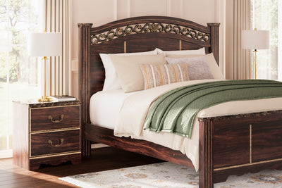 Glosmount Queen Poster Bed