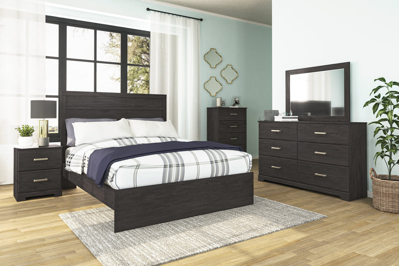 Belachime Queen Panel Bed