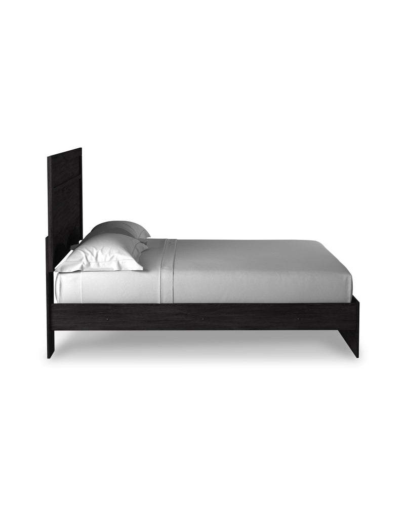 Belachime King Panel Bed