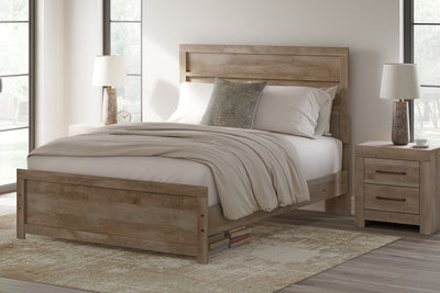 Gachester Queen Panel Bed