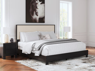 Kasteiner King Upholstered Bedroom