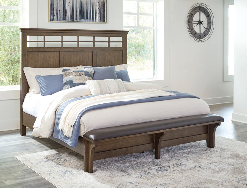 Shawbeck King Upholstered Bed