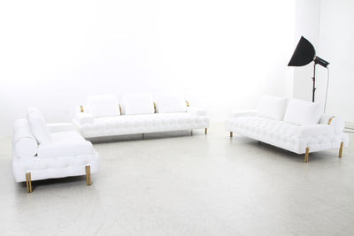 Tufting White Loveseat