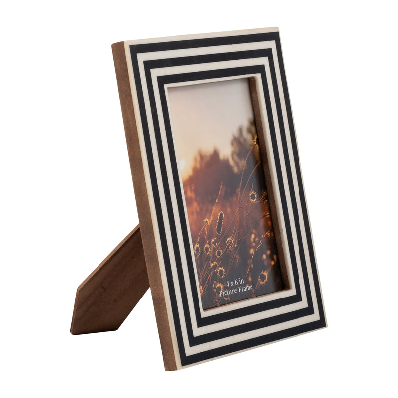 RESIN,4X6 DIMENSIONAL LINES PHOTO FRAME,BLK/WHITE