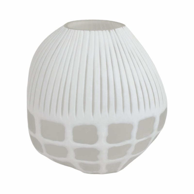 11 Arles Small White Glass Vase