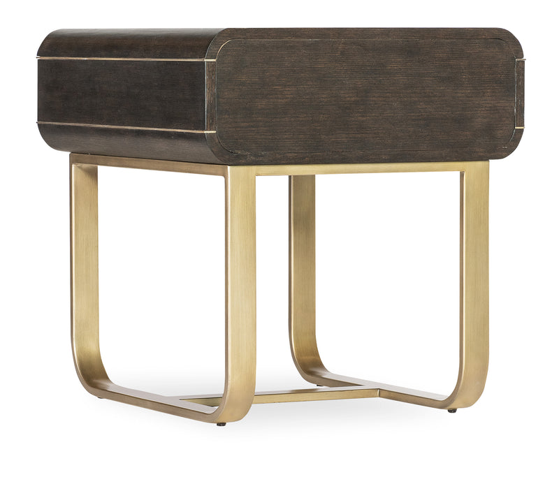 Commerce & Market Metropolitan End Table