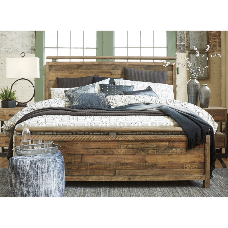 Sommerford King bed