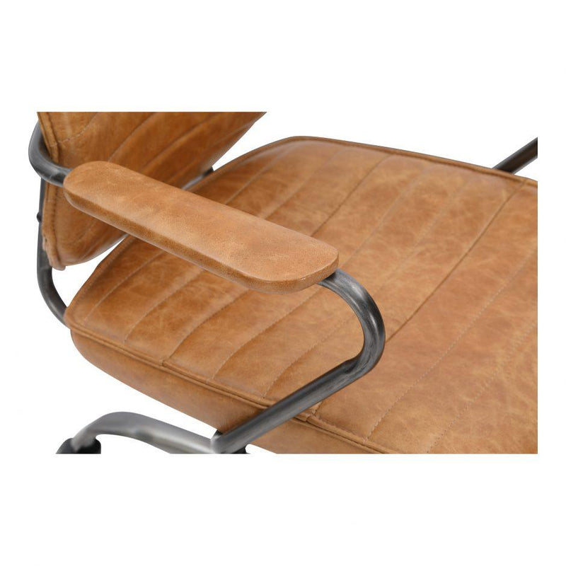 Executive Swivel Office Chair Coganc - Al Rugaib Furniture (4583253999712)